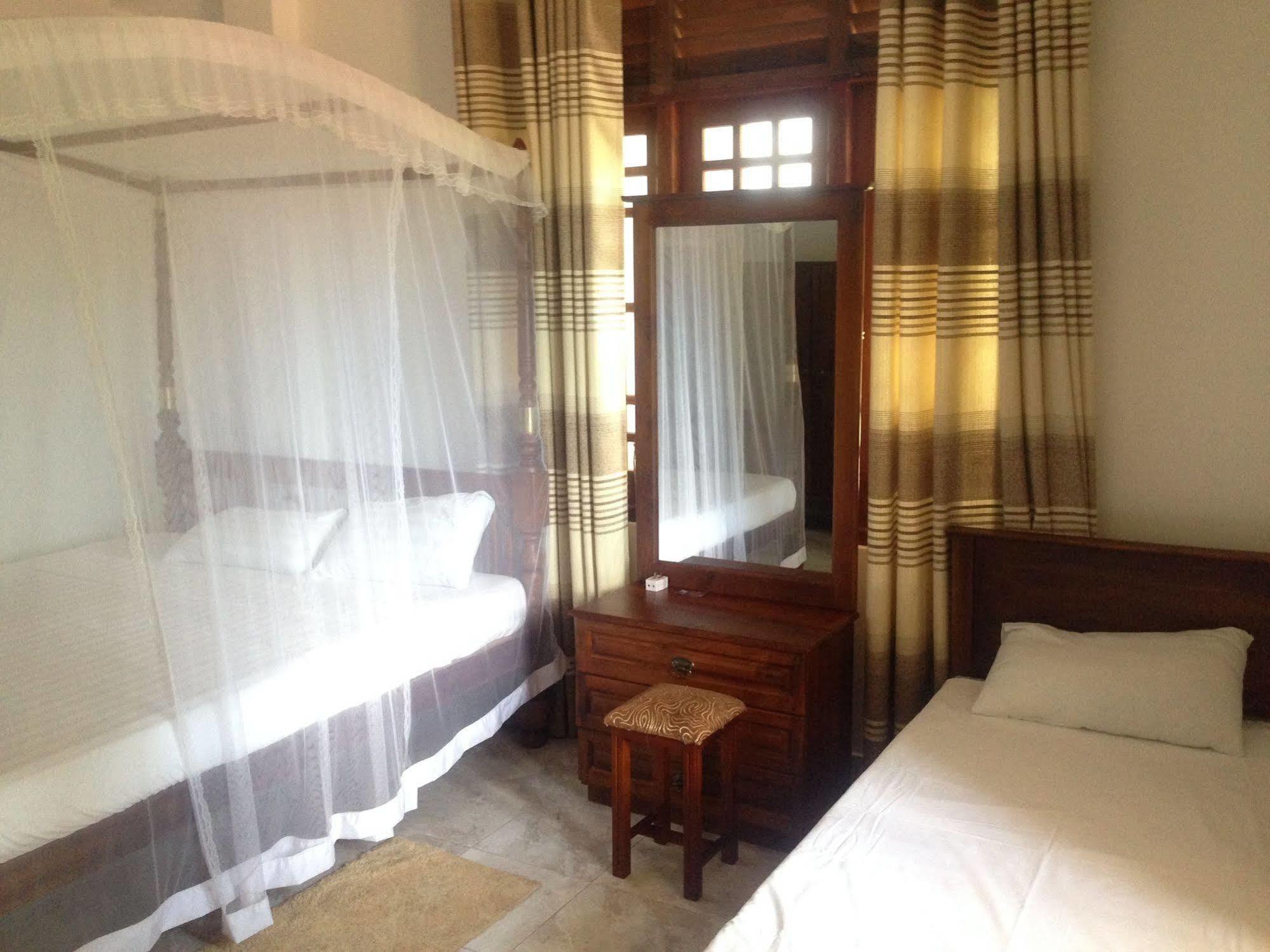 Supun Villa Bentota Buitenkant foto