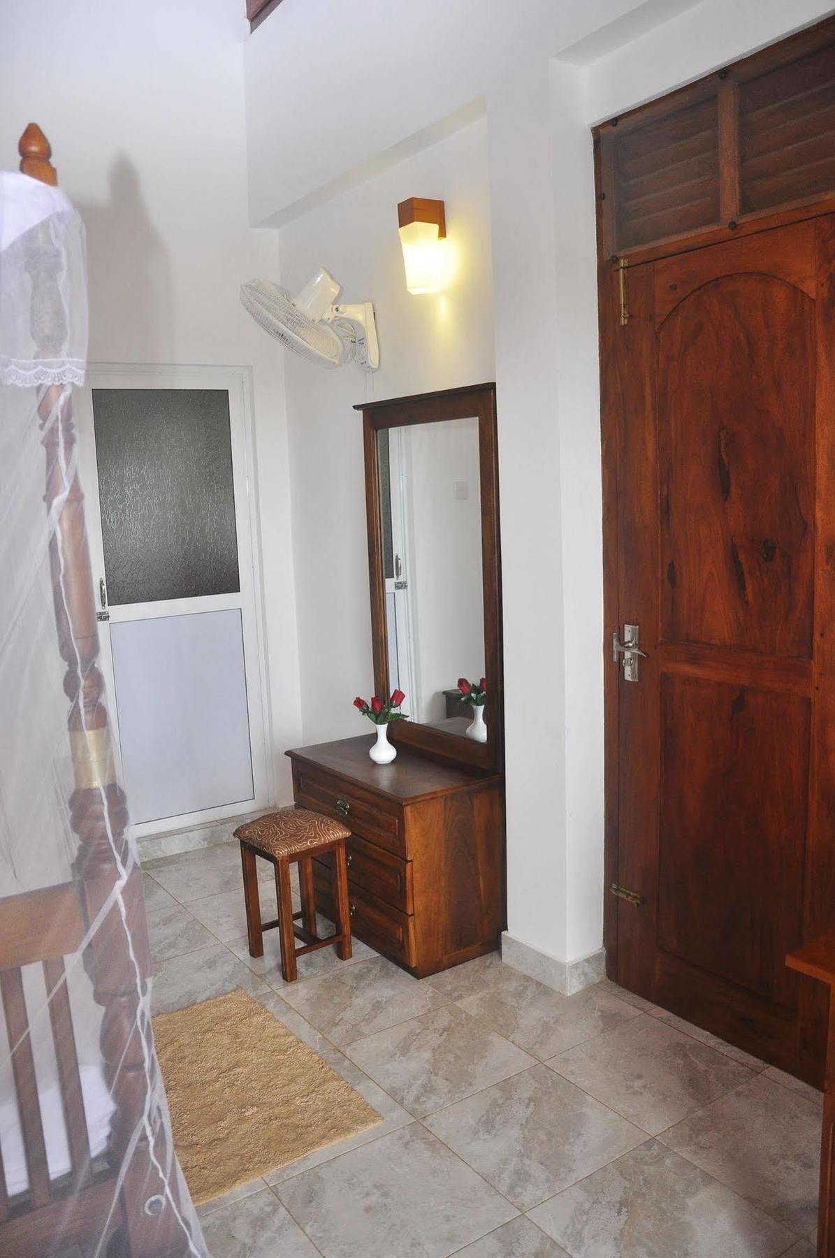 Supun Villa Bentota Buitenkant foto